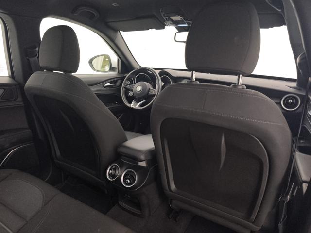 ALFA ROMEO Stelvio usata, con Autoradio digitale
