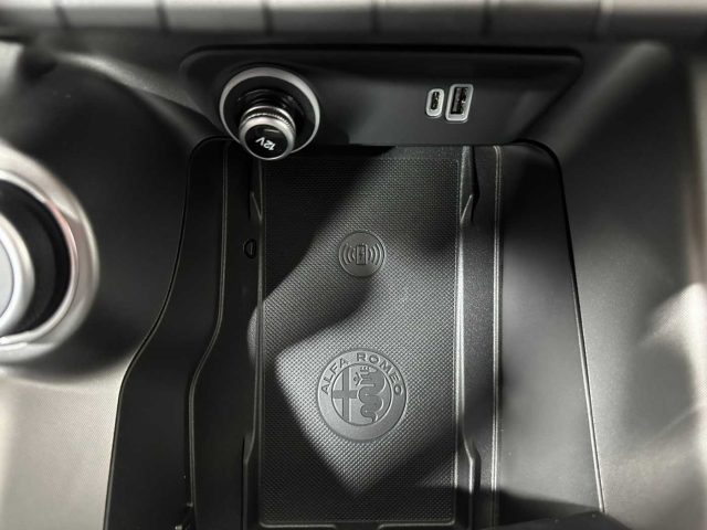 ALFA ROMEO Tonale usata, con Specchietti laterali elettrici