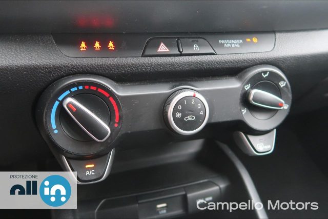 KIA Stonic usata 11