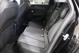 PEUGEOT 308 usata, con Sedile posteriore sdoppiato