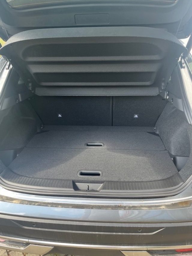 NISSAN Qashqai usata, con Controllo automatico clima