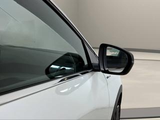 PEUGEOT 3008 usata, con Sensori di parcheggio anteriori