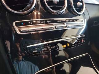 MERCEDES-BENZ C 220 usata 32