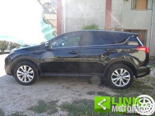 TOYOTA RAV 4 usata, con Airbag
