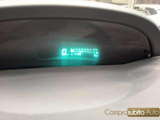 TOYOTA Yaris usata 12