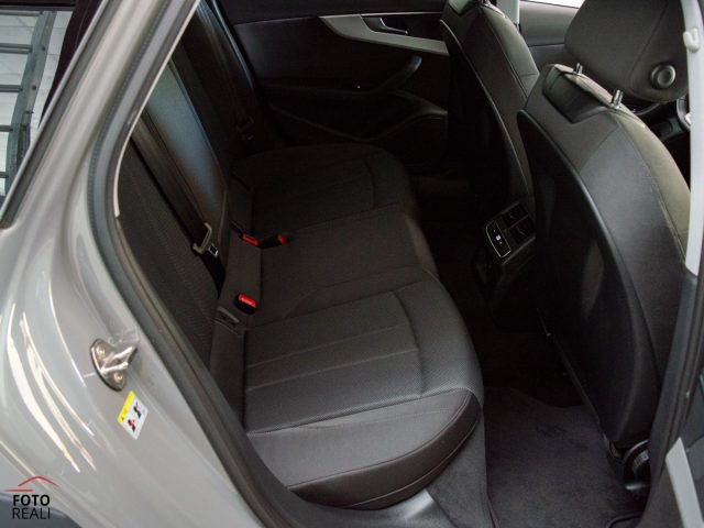 AUDI A4 allroad usata, con Sensori di parcheggio posteriori