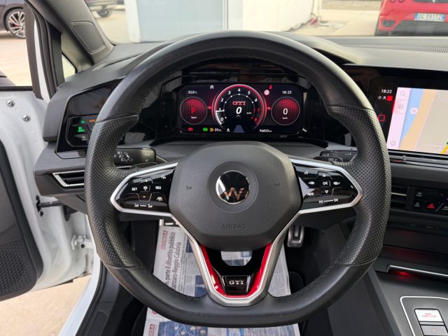VOLKSWAGEN Golf usata, con Autoradio digitale