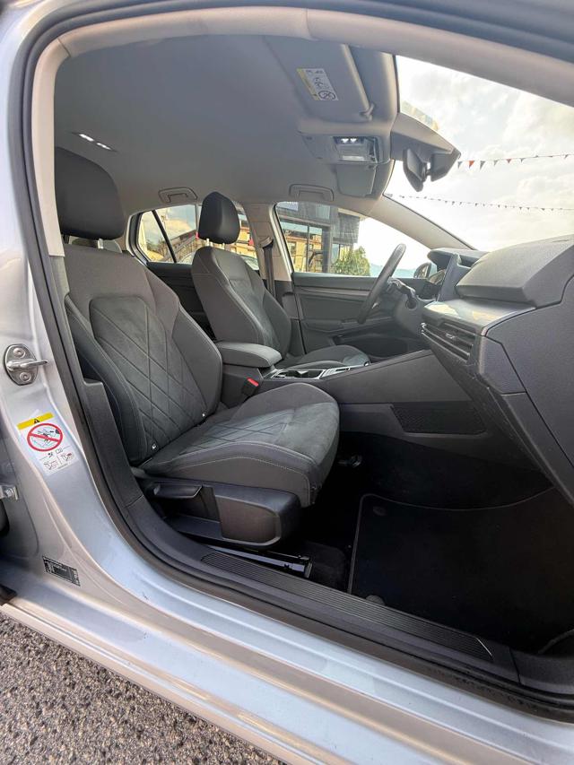 VOLKSWAGEN Golf usata 29