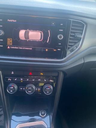 VOLKSWAGEN T-Roc usata, con Autoradio