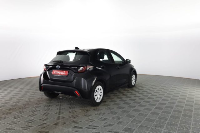 TOYOTA Yaris usata 3