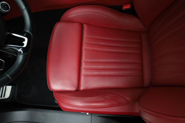MASERATI Grecale usata, con Chiusura centralizzata
