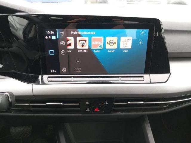 VOLKSWAGEN Golf Variant usata, con Autoradio