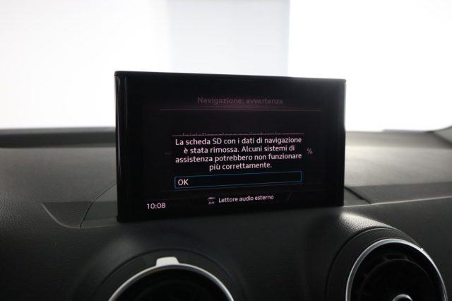 AUDI Q2 usata 10