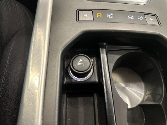 LAND ROVER Range Rover Evoque usata, con MP3