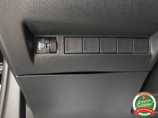 PEUGEOT 2008 usata, con Vetri oscurati