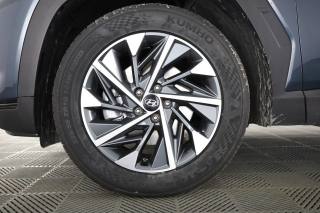 HYUNDAI Tucson usata 8
