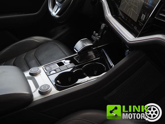 VOLKSWAGEN Touareg usata 47