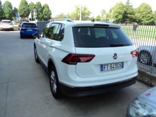 VOLKSWAGEN Tiguan usata, con Airbag laterali