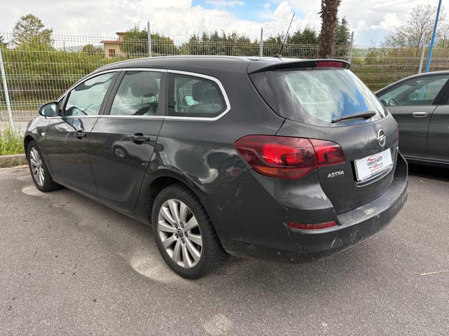 OPEL Astra usata, con Airbag laterali