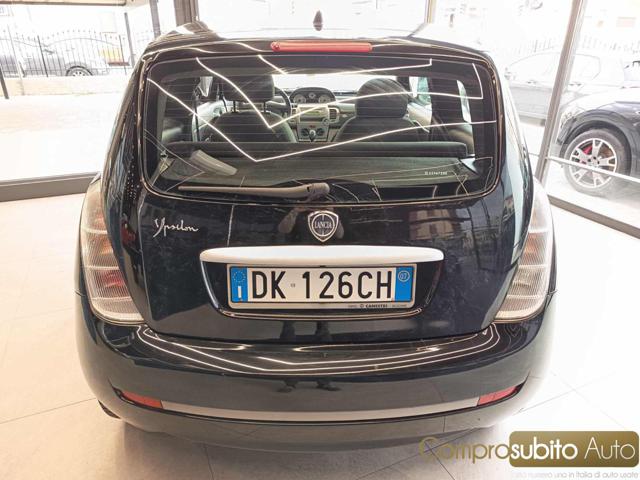 LANCIA Ypsilon usata, con Autoradio