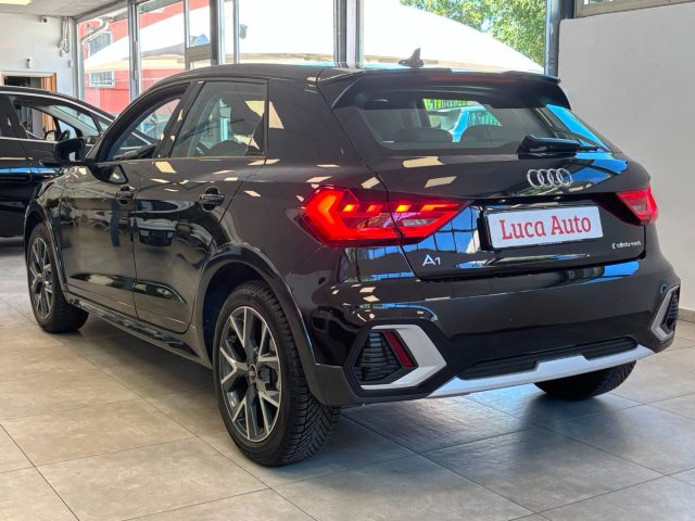 AUDI A1 usata, con Autoradio