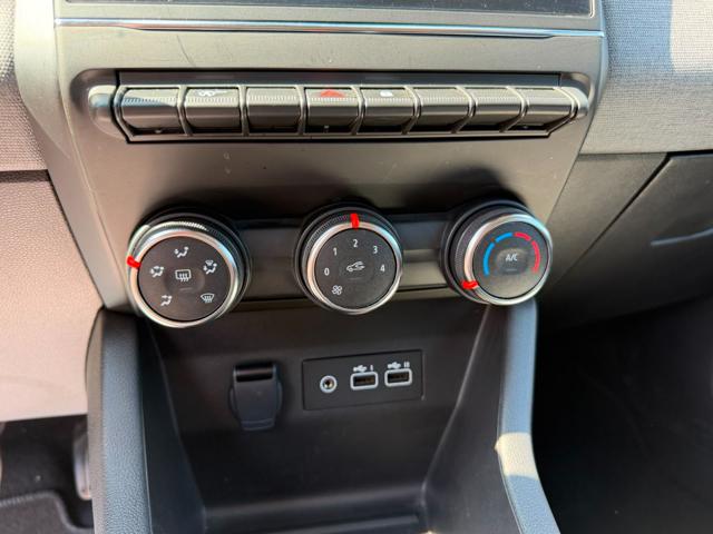 RENAULT Clio usata, con Park Distance Control