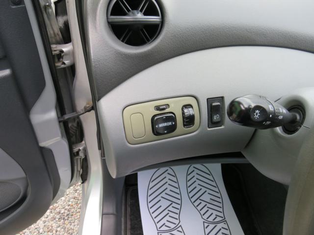 TOYOTA Yaris usata, con Servosterzo