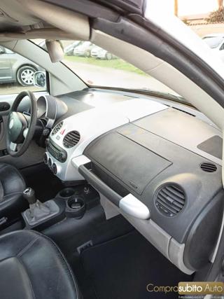 VOLKSWAGEN New Beetle usata, con Climatizzatore