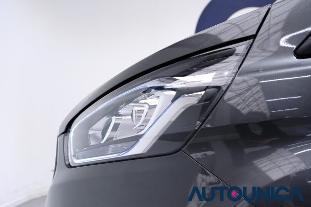 FORD Tourneo Custom usata, con Controllo automatico clima