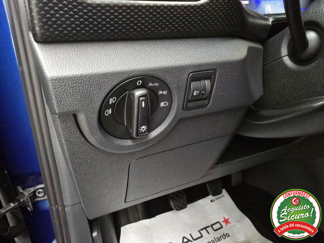 VOLKSWAGEN T-Cross usata, con Autoradio digitale