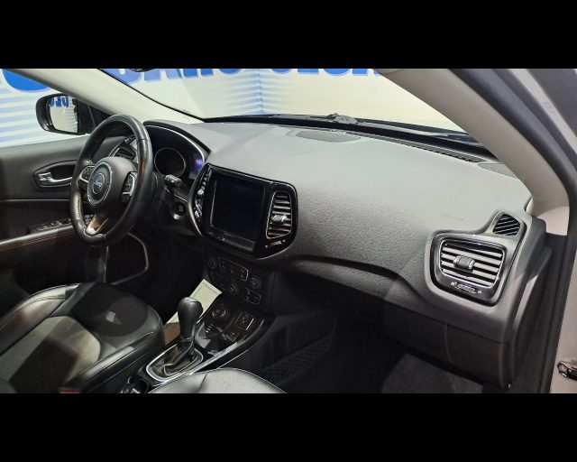 JEEP Compass usata, con Luci diurne