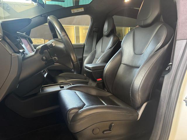 TESLA Model X usata, con Autoradio