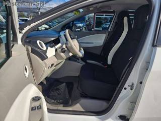 RENAULT ZOE usata, con Sistema di navigazione
