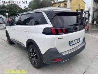 PEUGEOT 5008 usata, con Autoradio