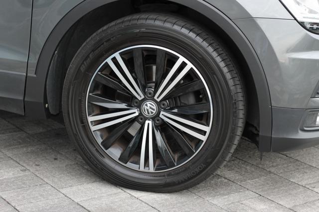 VOLKSWAGEN Tiguan usata, con USB