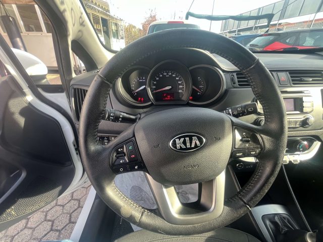 KIA Rio usata, con Autoradio