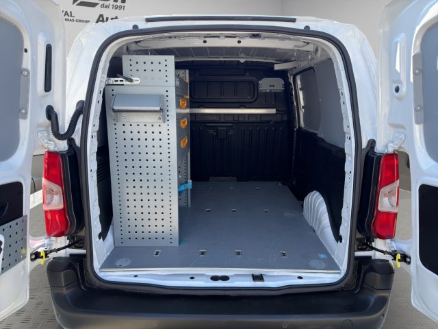 OPEL Combo usata, con Specchietti laterali elettrici