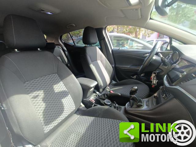 OPEL Astra usata, con Vivavoce