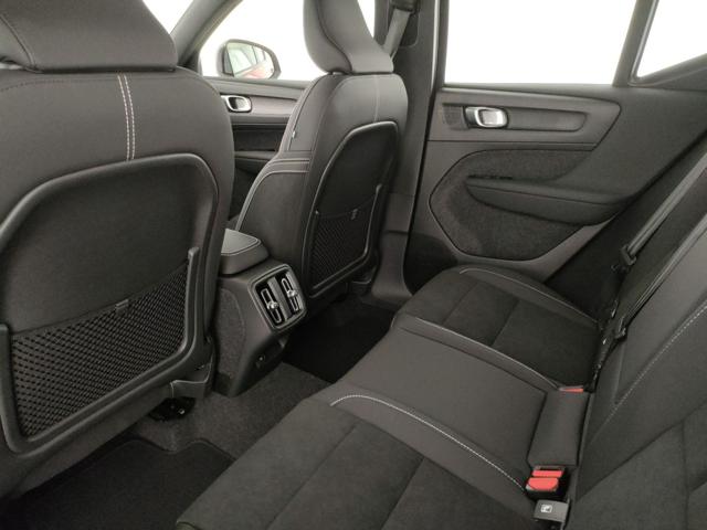 VOLVO XC40 usata, con Autoradio digitale