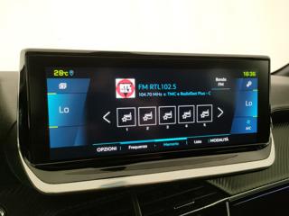 PEUGEOT 208 usata, con USB