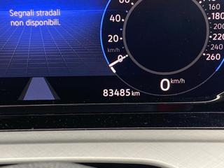 VOLKSWAGEN Golf usata, con Autoradio