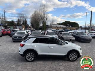 VOLKSWAGEN T-Roc usata, con Autoradio