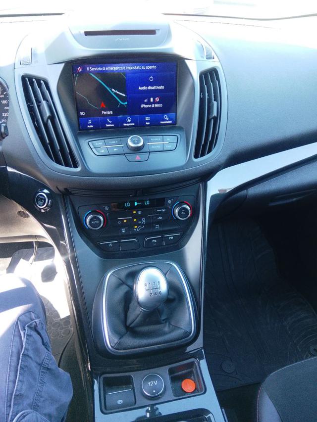 FORD Kuga usata, con Gancio traino