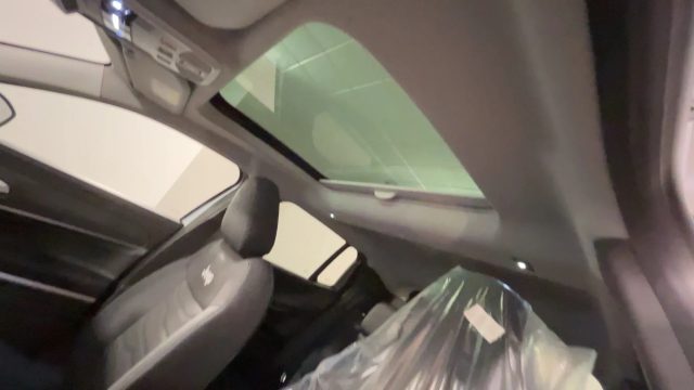 JEEP Avenger usata, con Autoradio digitale