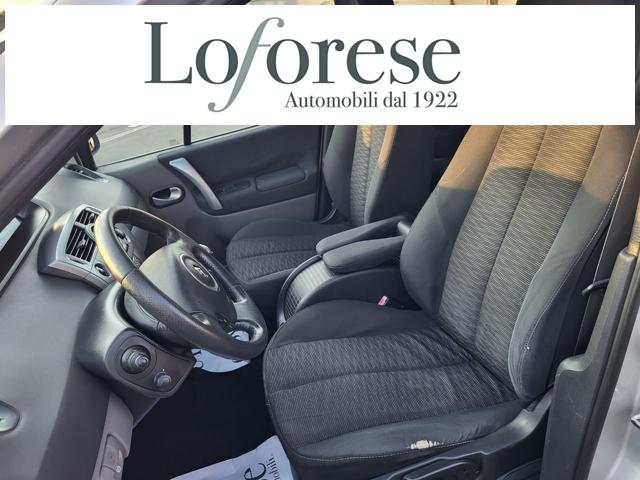 RENAULT Scenic usata, con Autoradio