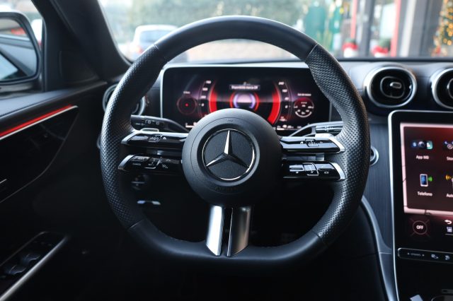 MERCEDES-BENZ C 300 usata, con Sensori di parcheggio anteriori