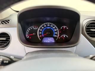 HYUNDAI i10 usata, con Controllo vocale