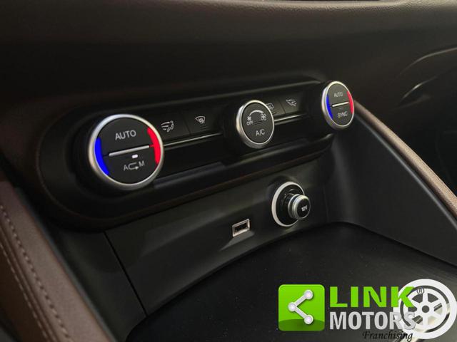 ALFA ROMEO Stelvio usata, con Fari LED