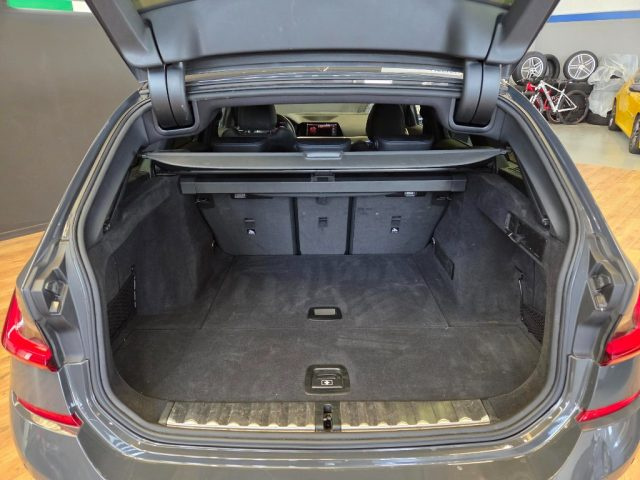 BMW 320 usata, con Autoradio