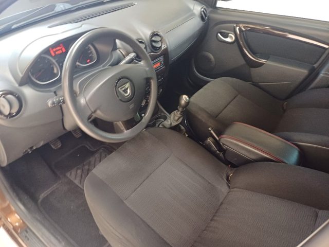 DACIA Duster usata 35